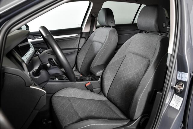 Volkswagen GOLF Variant 1.5 eTSI Life Business - Automaat | Dig. Cockpit | Stuur + Stoelverw. | Camera | PDC | App. Connect (Draadloos) | ECC | LM 16"|