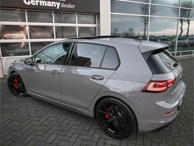 Volkswagen GOLF 1.4 eHybrid 245pk GTE Pano Head-Up RS-Leder Camera IQ-Light Keyless Stoelkoeling