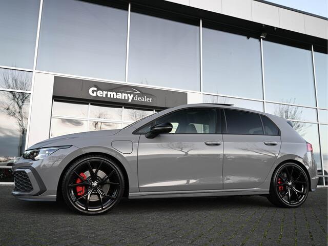 Volkswagen GOLF 1.4 eHybrid 245pk GTE Pano Head-Up RS-Leder Camera IQ-Light Keyless Stoelkoeling