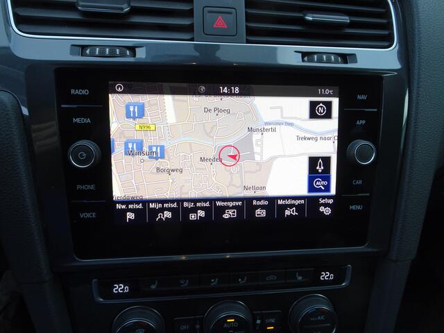 Volkswagen GOLF Variant 1.5 TSI Comfortline Business Automatische airco, navigatie, app-connect, cruise controle, licht metalen velgen, parkeersensoren voor en achter, sportstoelen, enz.