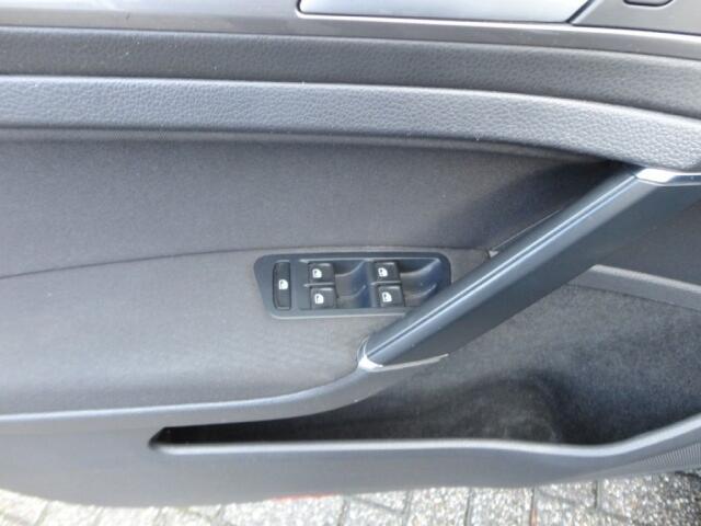 Volkswagen GOLF 1.4 TSI ACT Highline ,Trekhaak ,Lmv ,Pdc ,Airco