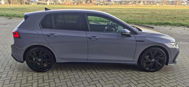 Volkswagen GOLF 1.5 eTSI R-Line Bns