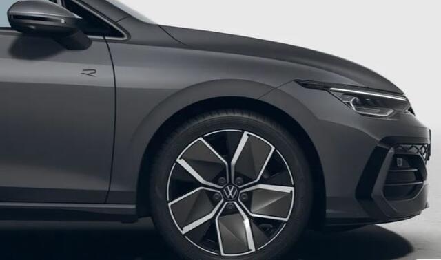 Volkswagen GOLF 1.5 eTSI R-Line Edition !!!Profiteer ook van 2.000 EURO inruilpremie!!!