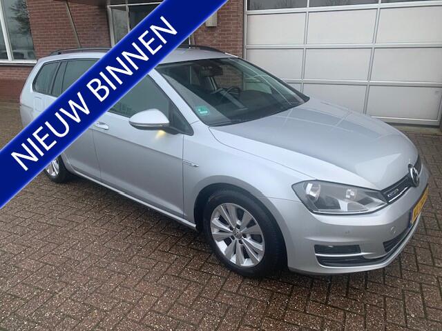 Volkswagen GOLF Variant 1.0 TSI Connected Series trekhaak / camera / navigatie
