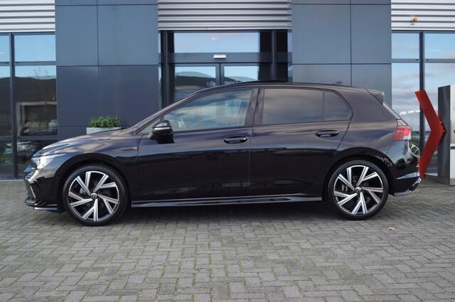 Volkswagen GOLF 1.5 TSI DSG R-Line 150pk Panodak/ Camera /ACC/ Black style