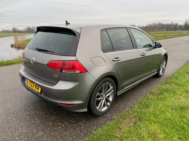 Volkswagen GOLF 1.4 TSI ACT Highline R-line 2016 5drs xenon