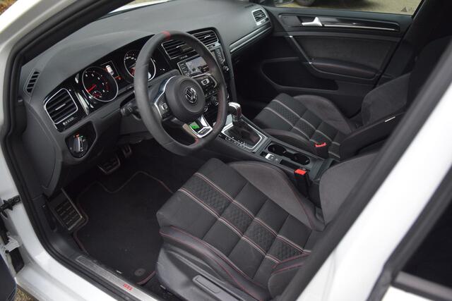 Volkswagen GOLF 2.0 TSI GTI Clubsport NL-Auto/Schaalstoel/DCC/Dyn