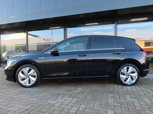 Volkswagen GOLF 1.5 eTSI Style Ecc Led Camera Pdc 2020