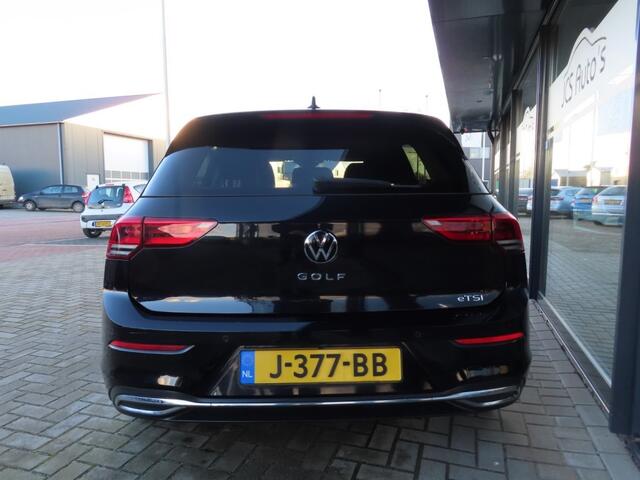 Volkswagen GOLF 1.5 eTSI Style Ecc Led Camera Pdc 2020