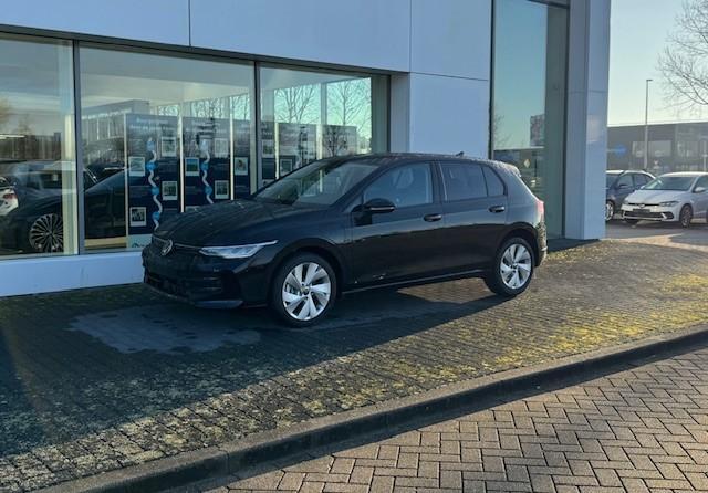 Volkswagen GOLF Life Edition 1.5 eHybrid 150 kW / 204 pk Hatchback 6 versn. DSG | Sfeerverlichting | Keyless | Adaptive Cruise | Camera | LED |