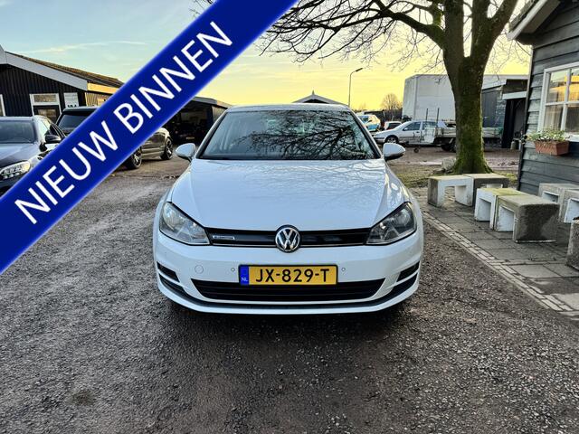 Volkswagen GOLF 1.0 TSI 115pk BlueMotion Connected Series