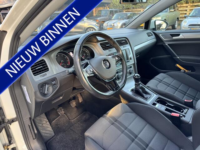Volkswagen GOLF 1.0 TSI 115pk BlueMotion Connected Series