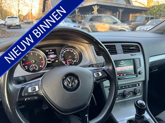 Volkswagen GOLF 1.0 TSI 115pk BlueMotion Connected Series