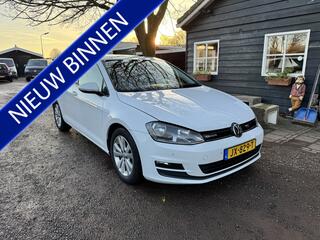 volkswagen-golf-1.0-tsi-115pk-bluem