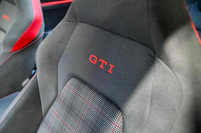 Volkswagen GOLF 2.0 TSI GTI PANO|HUD|HK|ACC