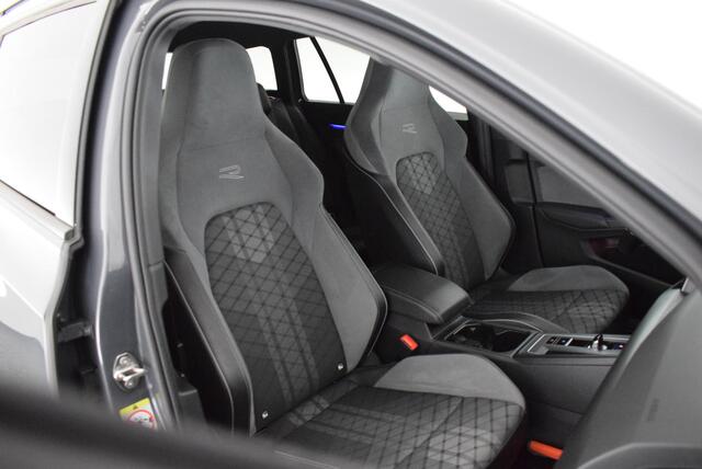 Volkswagen GOLF Variant 1.5 eTSI 150pk DSG 2x R-Line Led Virtual Cockpit Navigatie