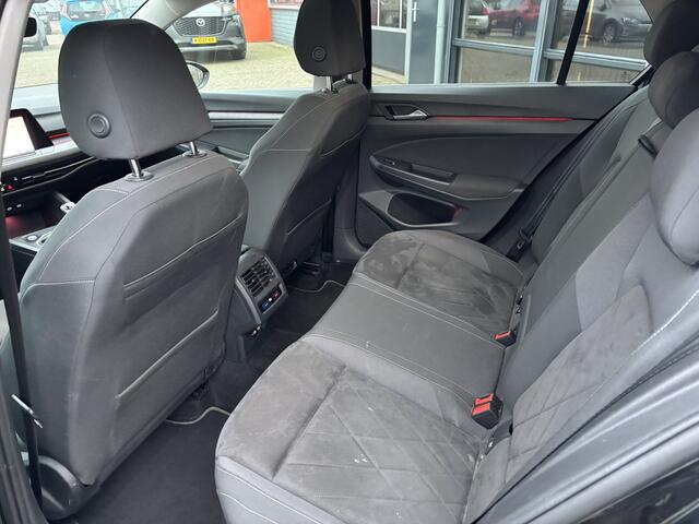 Volkswagen GOLF 1.5 TSI Style / Elektrische Stoelen / Camera / Schuifkanteldak / Virtual Cockpit / Draadloos Apple Carplay/Androidauto /