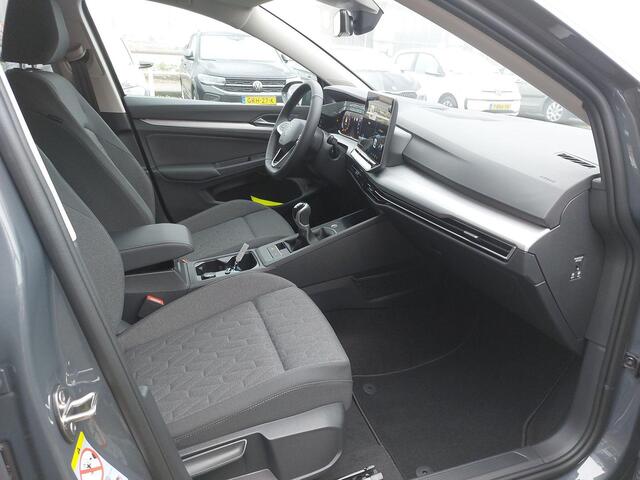 Volkswagen GOLF variant Life Edition 1.5 TSI 116 pk 6 versn. DSG · Comfort pakket · Trekhaak ·