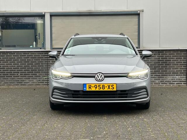 Volkswagen GOLF 1.5 ETSI Life Busin. - LED - Parkeercamera - Navi - Stoelverwarm