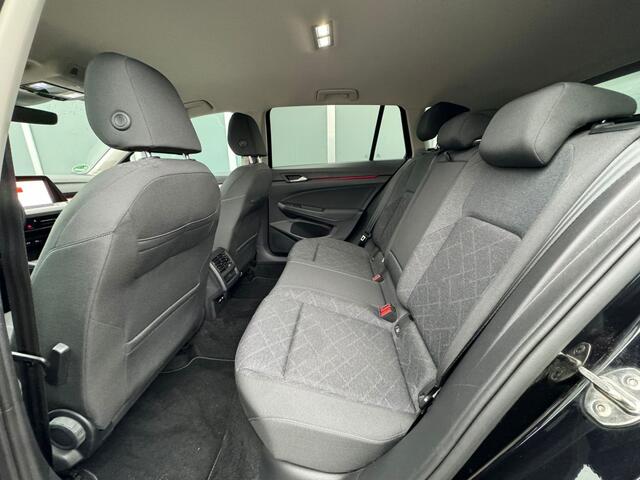 Volkswagen GOLF Variant 1.0 eTSI 110pk DSG Life | ACC | Camera