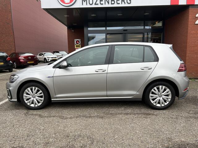 Volkswagen GOLF 1.4 TSI PHEV GTE Highline // FULL LED // NAVI // PDC V+A // ADAPTIV CRUISE // STOELVERWARMING