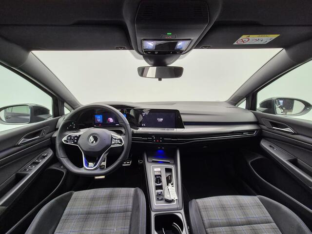 Volkswagen GOLF 1.4 eHybrid GTE 245 Pk | Stuur Verwarming | Stoel Verwarming Voor en Achter | Adaptive Cruise Control | ECC | Carplay | Navigatie | Privacy Glass | 17 Inch