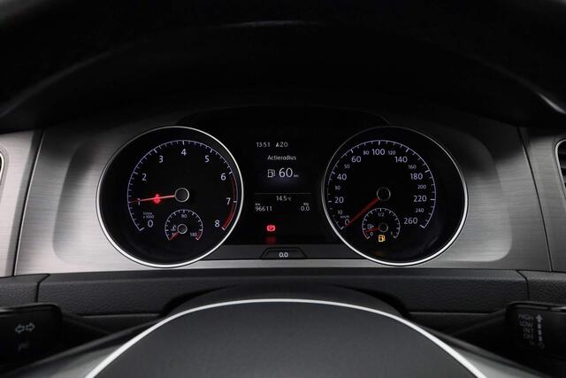 Volkswagen GOLF 1.0 TSI 115PK Connected Series | Navi | Camera | Cruise | Sportstoelen | Alarm