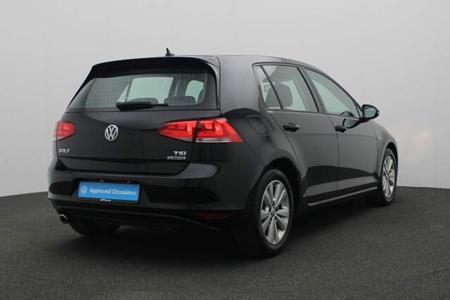 Volkswagen GOLF 1.0 TSI 115PK Connected Series | Navi | Camera | Cruise | Sportstoelen | Alarm