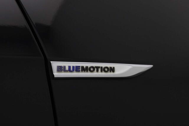Volkswagen GOLF 1.0 TSI 115PK Connected Series | Navi | Camera | Cruise | Sportstoelen | Alarm