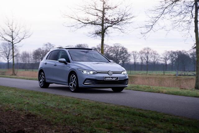 Volkswagen GOLF 1.5 eTSI Style 150 pk DSG Aut. Panodak, IQ LED Koplampen, Side Assist, Sportstoelen, NAP, 1e Eigenaar