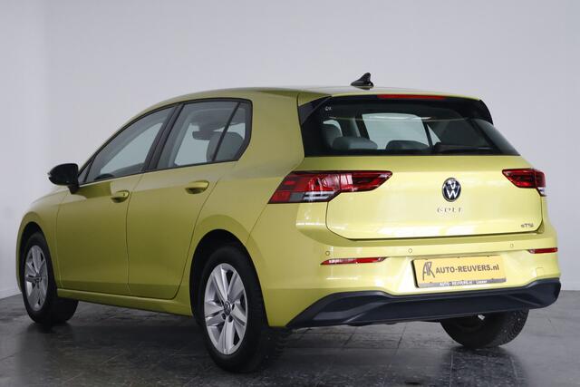 Volkswagen GOLF 1.0 eTSI Life / IQ-LED / ACC / CarPlay / Aut