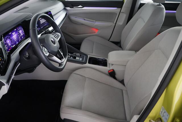 Volkswagen GOLF 1.0 eTSI Life / IQ-LED / ACC / CarPlay / Aut