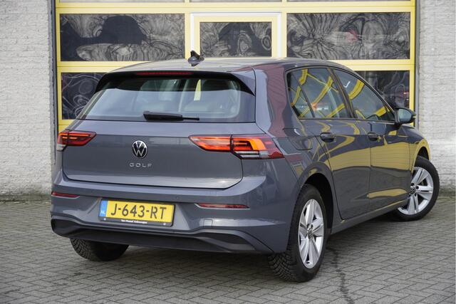 Volkswagen GOLF 1.5 TSI 131PK! 5drs Life BJ2020 Lmv 16" | Led | Pdc | Navi | Dashboard verlichting | Virtual cockpit | Climate control | Cruise control | Getint glas | Nw-model!