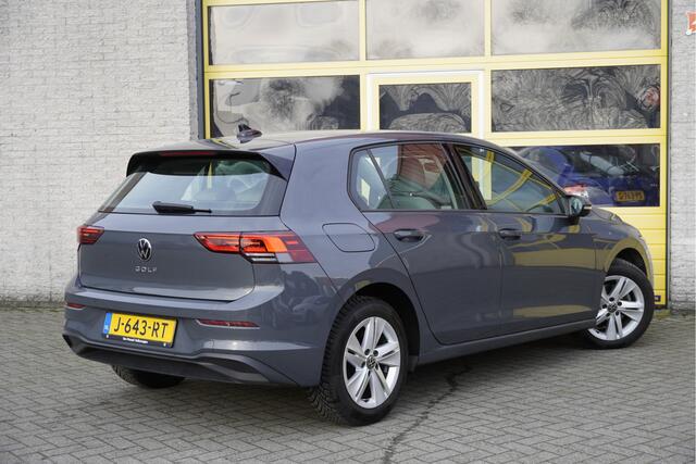 Volkswagen GOLF 1.5 TSI 131PK! 5drs Life BJ2020 Lmv 16" | Led | Pdc | Navi | Dashboard verlichting | Virtual cockpit | Climate control | Cruise control | Getint glas | Nw-model!