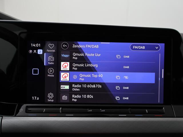 Volkswagen GOLF Variant 1.0 TSI Life | Digitale Cockpit | Multifunctioneel stuurwiel | ACC | Lane assist | Spraakbediening | Automatische verlichting | Climate | bluetooth | Navigatie FullMap | Sfeerverlichting | Apple Carplay - Androidauto | Start/Stop | Achteruitrijcam