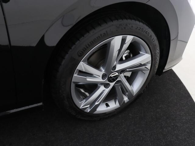 Volkswagen GOLF Variant 1.5 eTSI Life Business