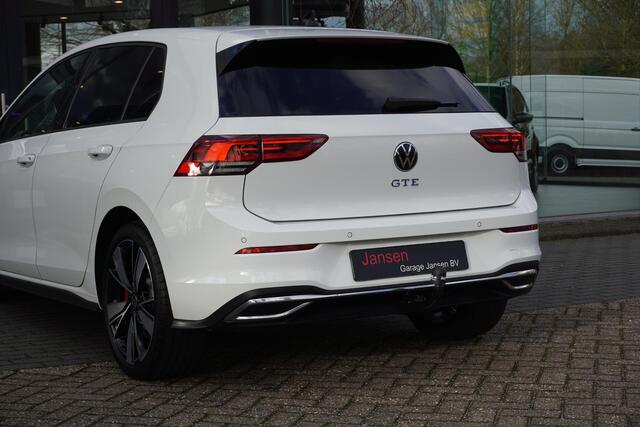 Volkswagen GOLF 1.4 eHybrid GTE | CarPlay | LED | Camera | ACC | Trekhaak | 18"