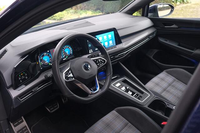 Volkswagen GOLF 1.4 eHybrid GTE / Vol opties! / Trekhaak / Standkachel / BTW