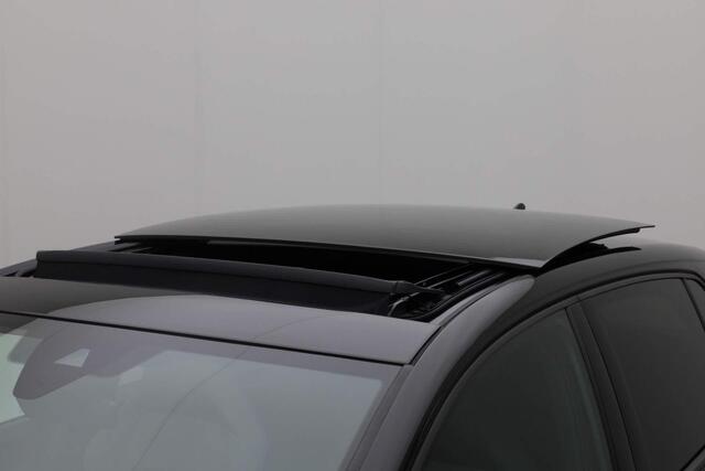Volkswagen GOLF 1.4 245PK DSG eHybrid GTE | Pano | IQ Light | Stuur-/stoelverwarming | Camera | Navi | ACC | Keyless