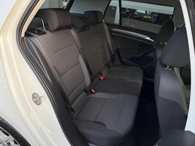 Volkswagen GOLF 1.0 TSI Comfortline Clima LED PDC LMV