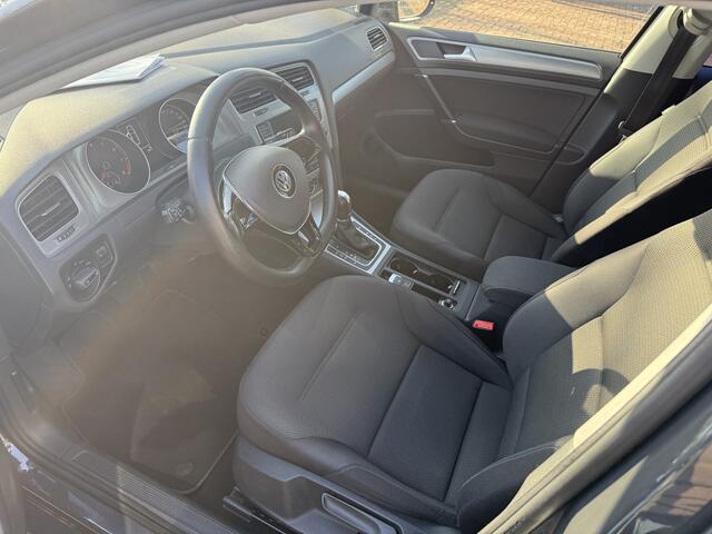 Volkswagen GOLF Variant 1.2 TSI Connected Series Automaat Bj 2016 Pdc,Navi,16Inch,Cruise,Clima Dealer onderhouden