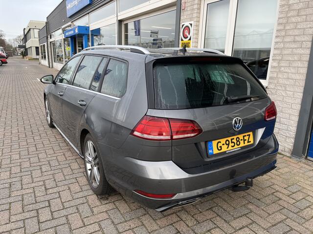 Volkswagen GOLF Variant 1.5 TSI R-Line / AUTOMAAT/ 2X R-LINE/ TREKHAAK/ DIGITAL DASH/ ACC/ DAB/ NAVI/ APP-CONNECT/ PARK. SENSOREN + CAMERA/ CLIMA/ STOELVERWARMING