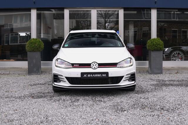 Volkswagen GOLF 2.0 TSI GTI TCR