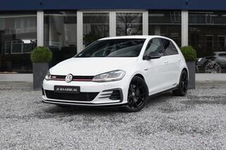 volkswagen-golf-2.0-tsi-gti-tcr