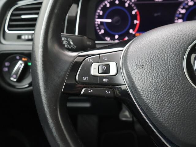 Volkswagen GOLF 1.5 TSI Highline | 130 PK | Automaat | Panoramadak | Navigatiesysteem | Keyless entry / start |
