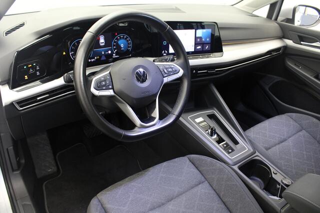 Volkswagen GOLF Variant 1.0 eTSI Life Business