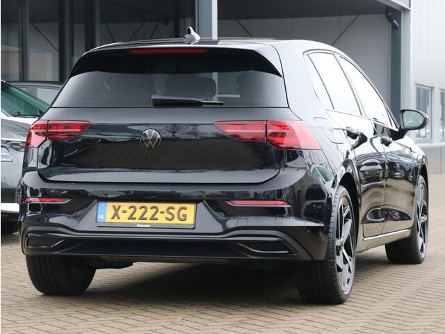 Volkswagen GOLF 1.5 eTSI Style I Navi I Ergostoel I LED I Camera