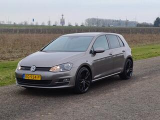 volkswagen-golf-1.0-tsi-connected-s
