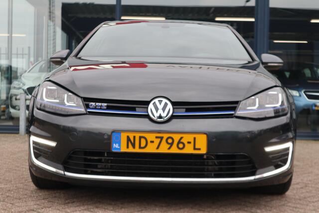 Volkswagen GOLF 1.4 TSI GTE Connected Series | Navigatie | Climate Control | APK 31-01-2026 |