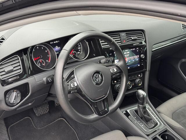 Volkswagen GOLF 1.5 TSI Highline | ACC | Stoelverwarming | LED